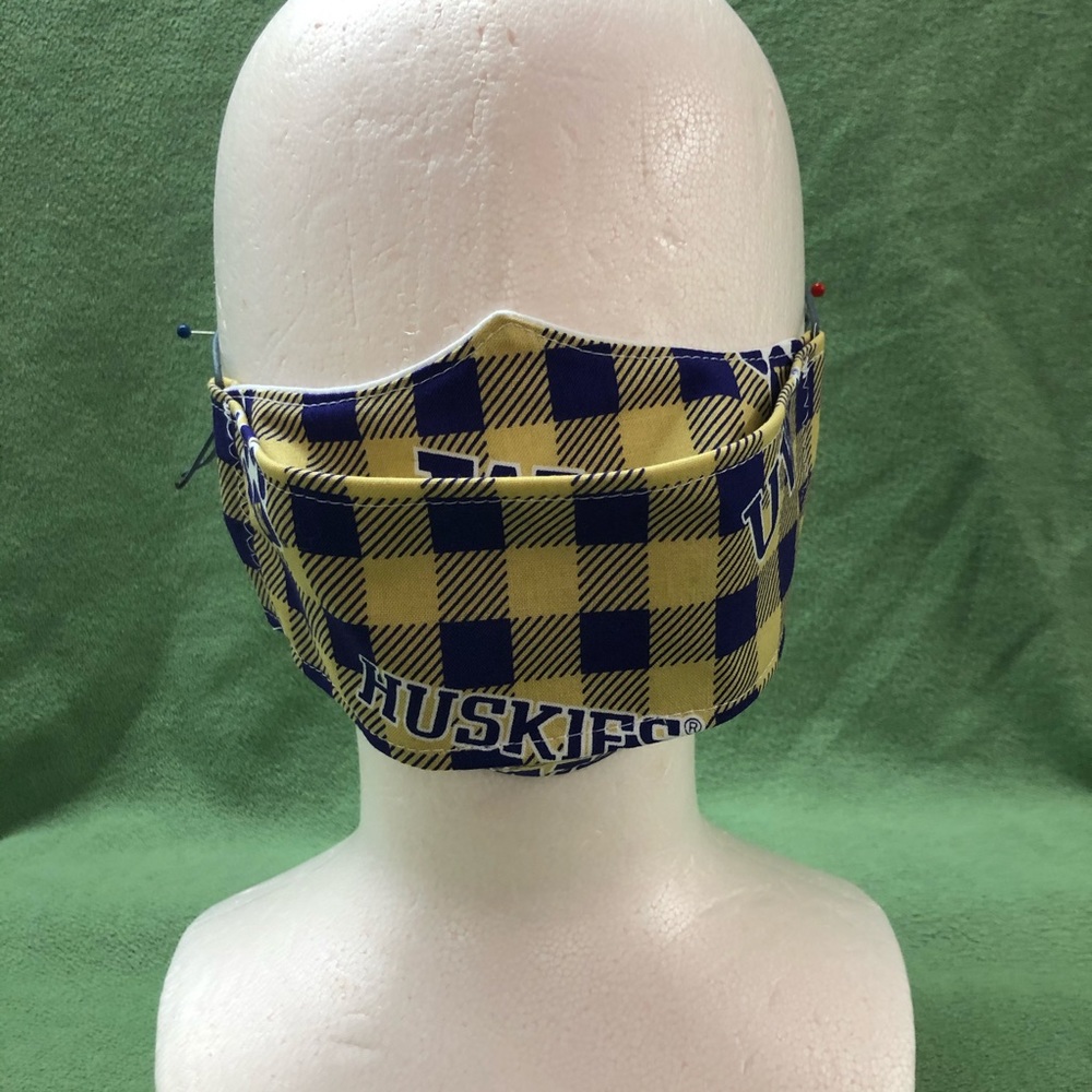 Handmade Washington Huskies Face Mask